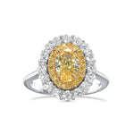Anello con diamante ovale Fancy Intense Yellow a doppio contorno