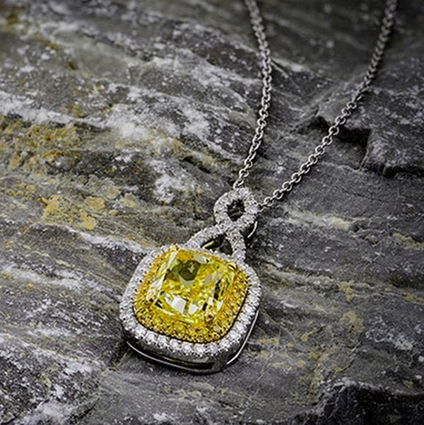 History of Diamond Jewelry : From Ancient Talismans to Glamour