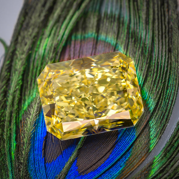 The Peacock Diamond | LEIBISH