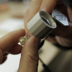 How to Tell if a Diamond is Real vs Fake - Don't be Fooled!