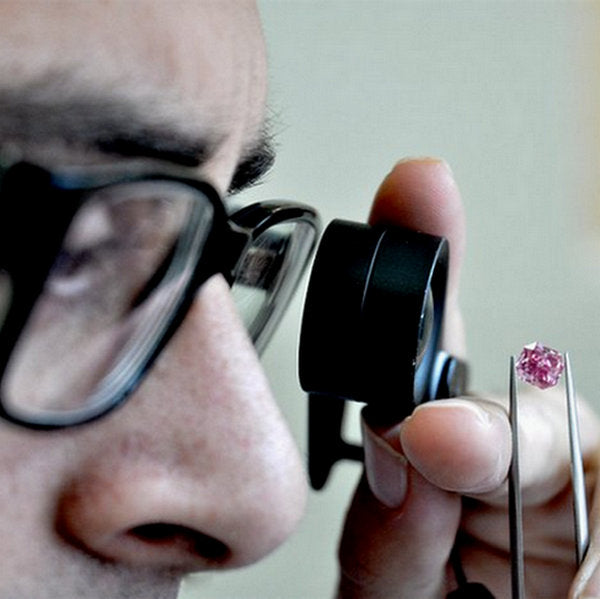 The LEIBISH Prosperity Pink - 1.68ct Vivid Argyle Pink Diamond