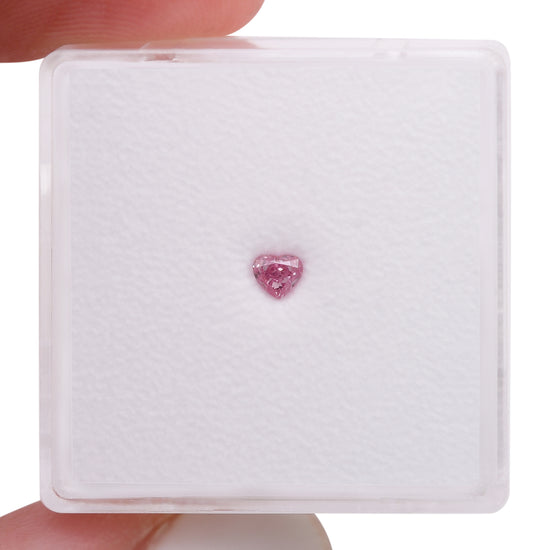 0.12 Carat Fancy Vivid Purple Pink Heart Diamond (VS) GIA