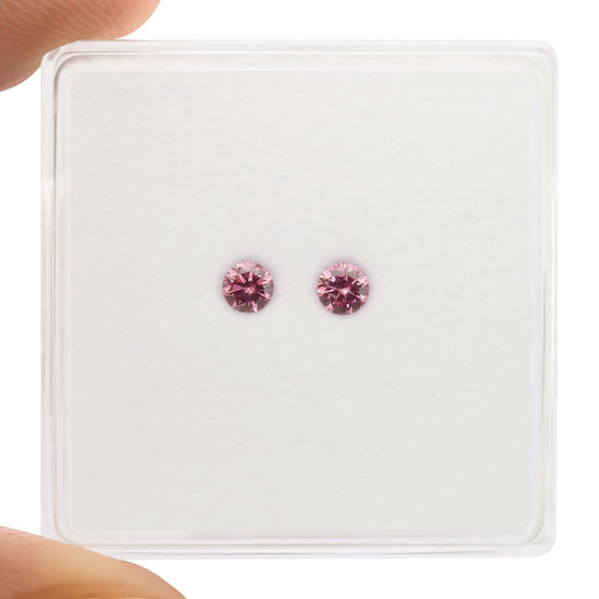 0.14 Carat Fancy Vivid Purplish Pink Round Diamonds (SI2) GIA