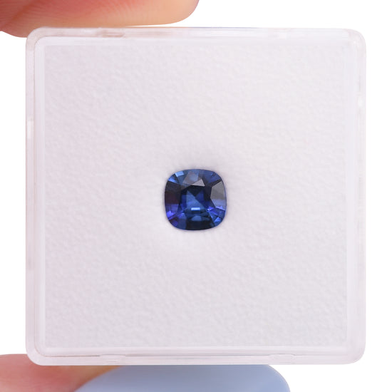 0,60 Karat blauer SRI LANKA Kissensaphir