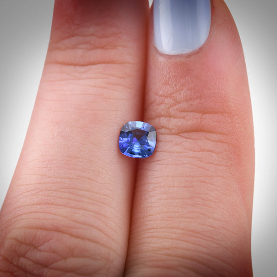 0,60 Karat blauer SRI LANKA Kissensaphir