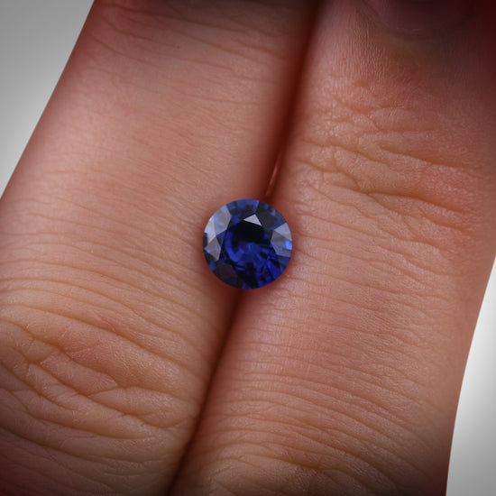 0.96 Carat Blue SRI LANKAN Round Sapphire