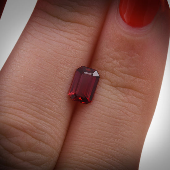 1.00 Carat Red MOZAMBIQUE Emerald Ruby