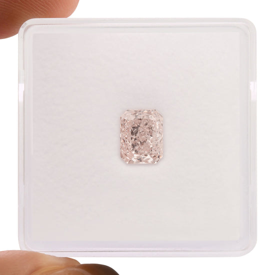 1,01 Karat hellrosafarbener Radiant Diamant VS1 GIA