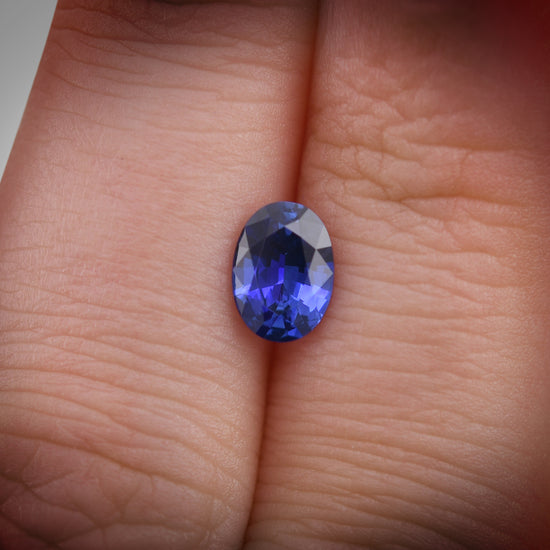 1.08 Carat Blue SRI LANKAN Oval Sapphire