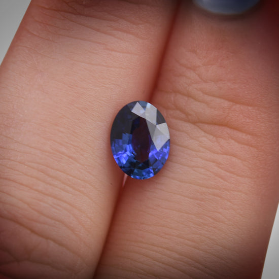 1.35 Carat Blue SRI LANKAN Oval Sapphire