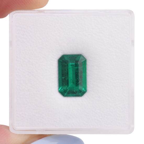 1.75 Carat Green COLOMBIAN Emerald Emerald