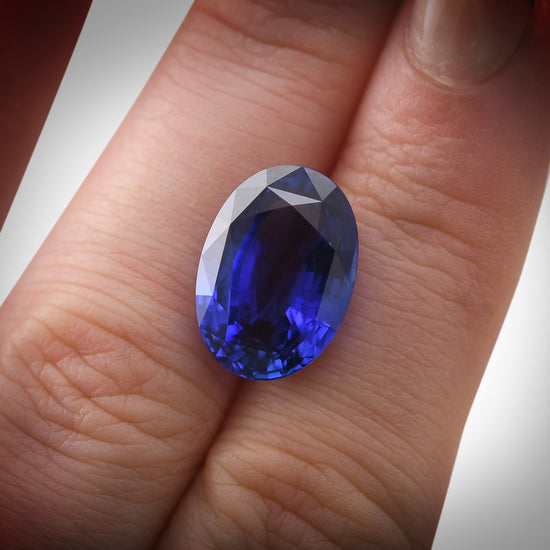 11.66 Carat Blue SRI LANKA Oval Sapphire AGL