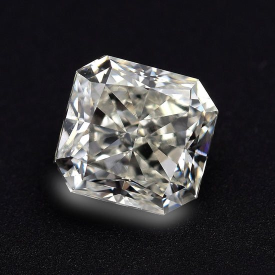 0.82 Carat H Radiant Diamond VVS2 IGI