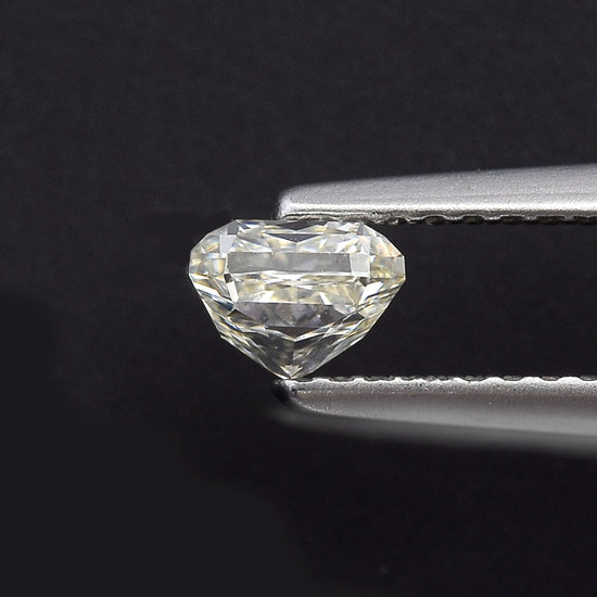 0.82 Carat H Radiant Diamond VVS2 IGI