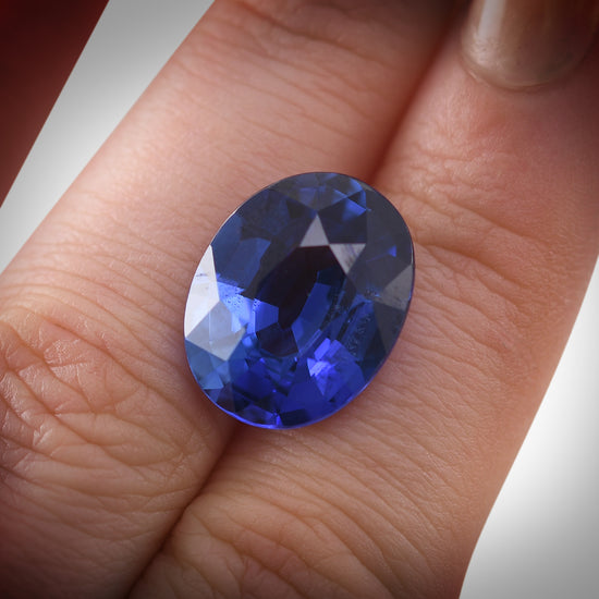 14.15 Carat Blue SRI LANKA Oval Sapphire AGL