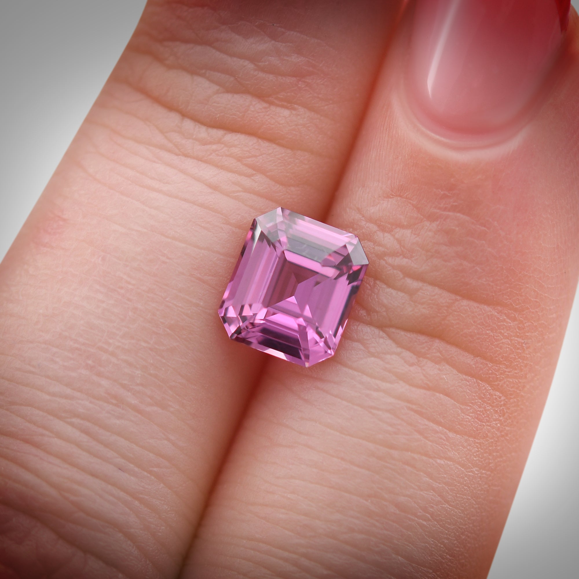 2.26 Carat Pink MADAGASCAR Emerald Sapphire | LEIBISH
