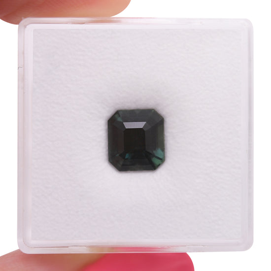2.52 Carat Green MADAGASCAR Emerald Sapphire