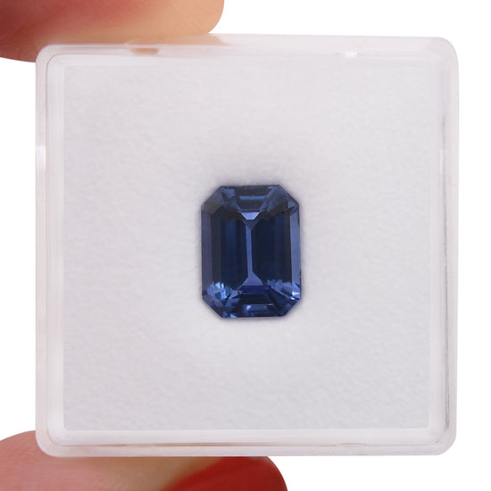 2.62 Carat Blue SRI LANKA Emerald Sapphire