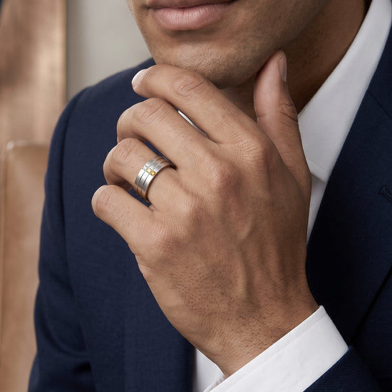 Gent's Graduated Yellow Diamond Band Ring