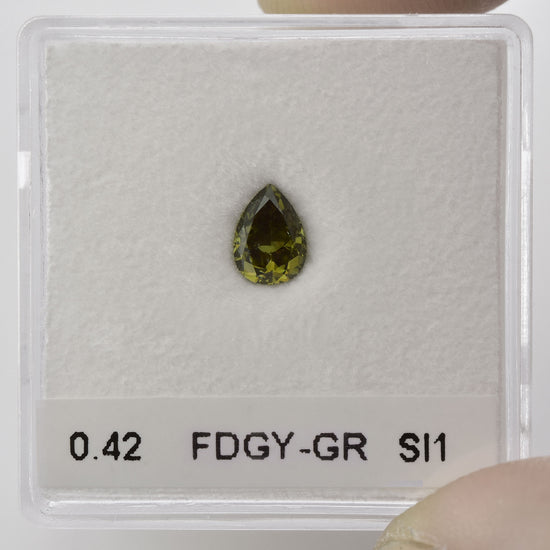 0.42 Carat Chameleon Pear Diamond SI1 GIA