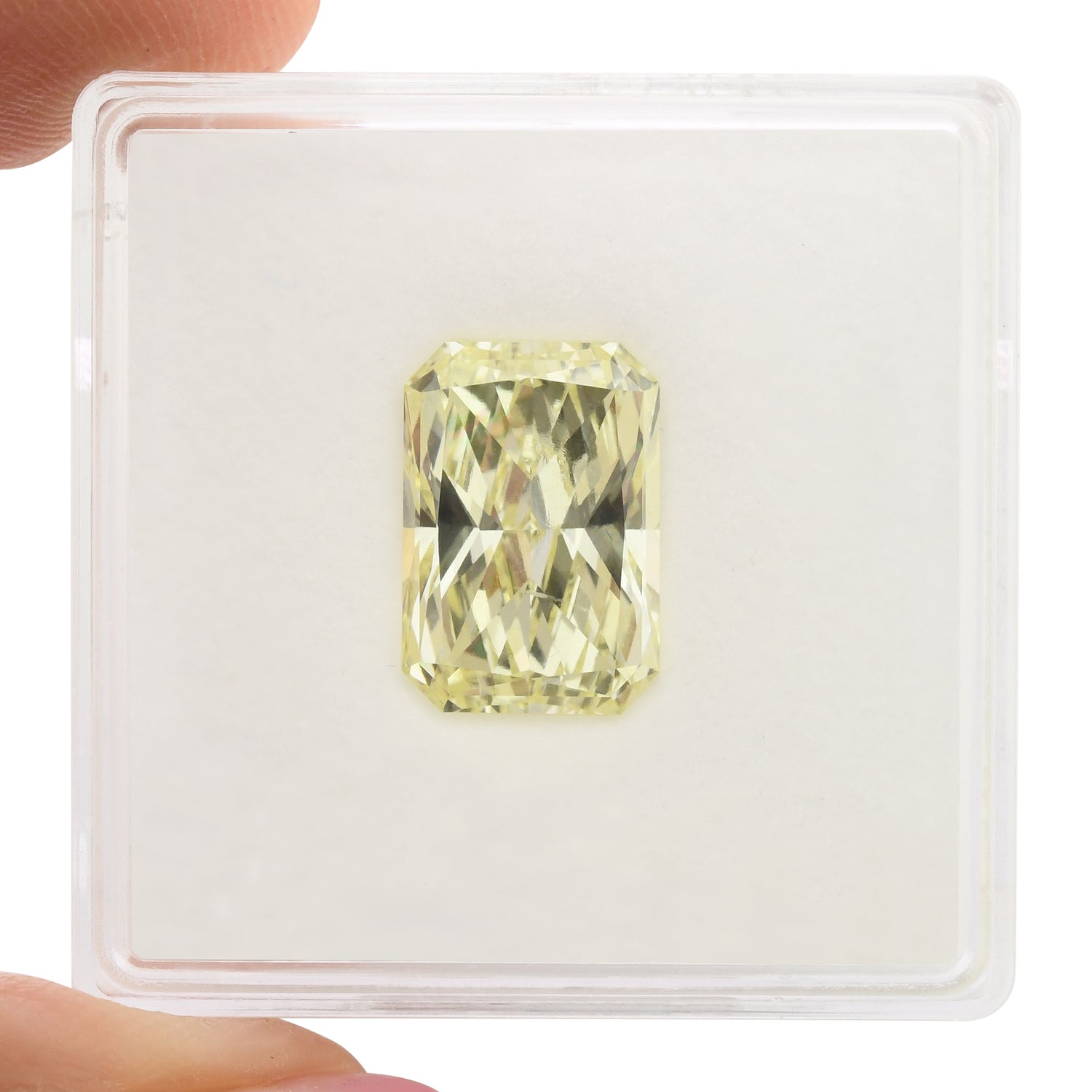 3.27 Carat U-V Radiant Diamond VS1 GIA