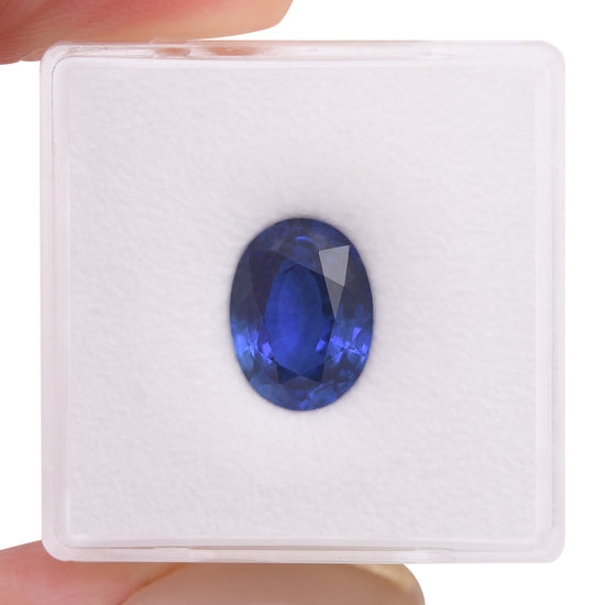 3.32 Carat Blue SRI LANKAN Oval Sapphire CD