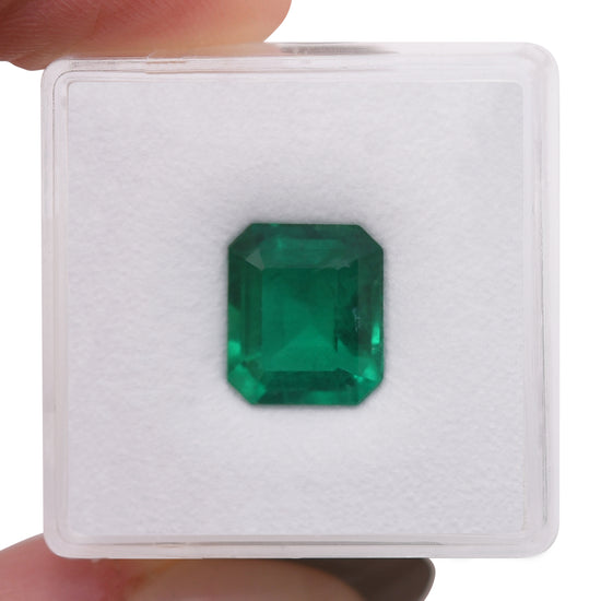 3.45 Carat Green COLOMBIA Emerald Emerald CD