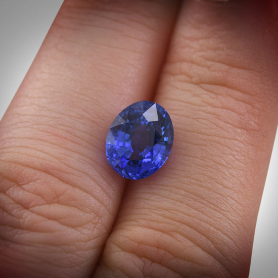 3.63 Carat Blue SRI LANKA Oval Sapphire GIA