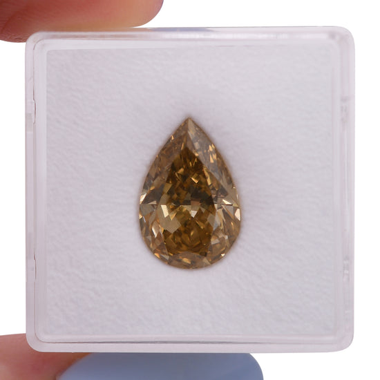 Diamante a Pera Giallo Marrone Fancy da 3,84 carati VVS2 GIA