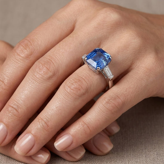 Anello trilogia con zaffiro blu e diamanti, senza trattamento termico, certificato GRS