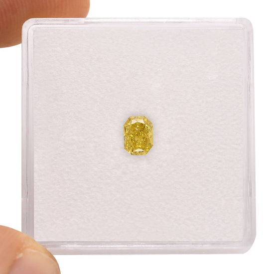 0.43 Carat Fancy Vivid Yellow Radiant Diamond VS2 GIA