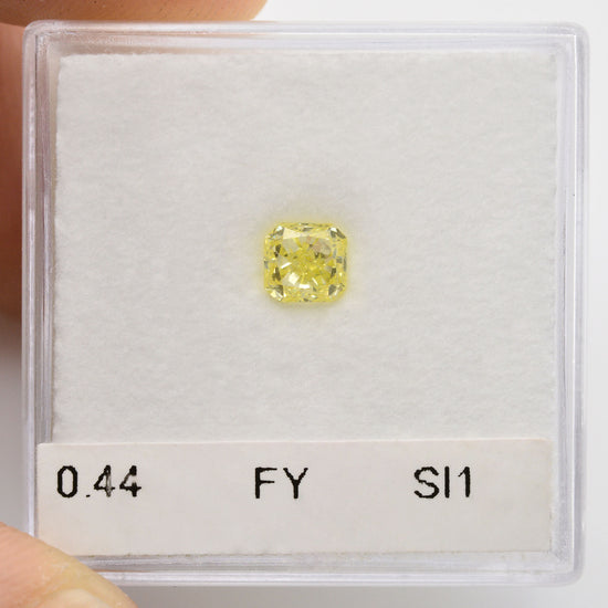 0.44 Carat Fancy Yellow Radiant Diamond SI1 IGI