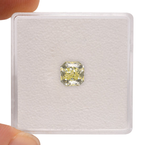 0.88 Carat Fancy Light Green Yellow Radiant Diamond VVS2 GIA