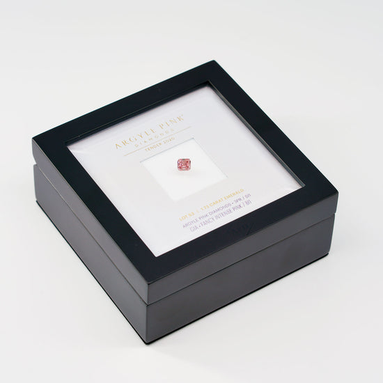 1.73 Carat Fancy Intense Pink Emerald Diamond SI1 GIA & ARGYLE