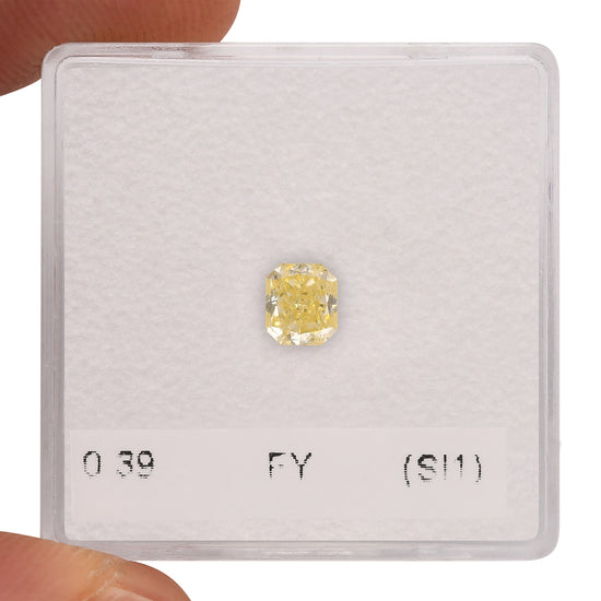 0.39 Carat Fancy Yellow Radiant Diamond (SI1)