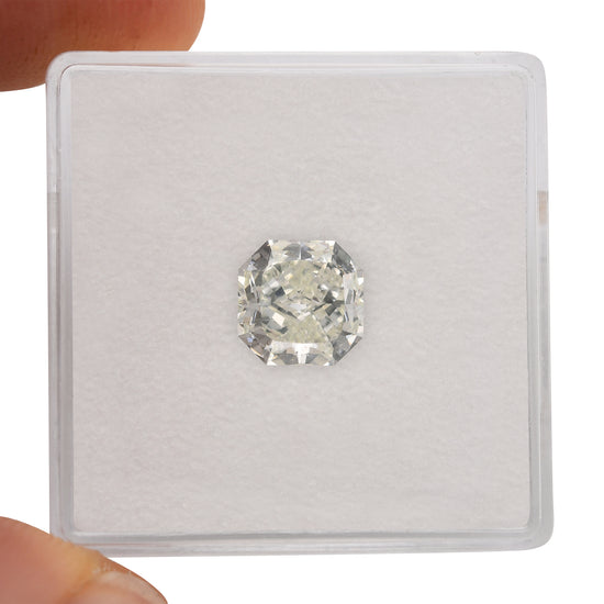 Diamante Radiant Bluish Green Chiaro Fantasia da 1,67 carati VS2 GIA