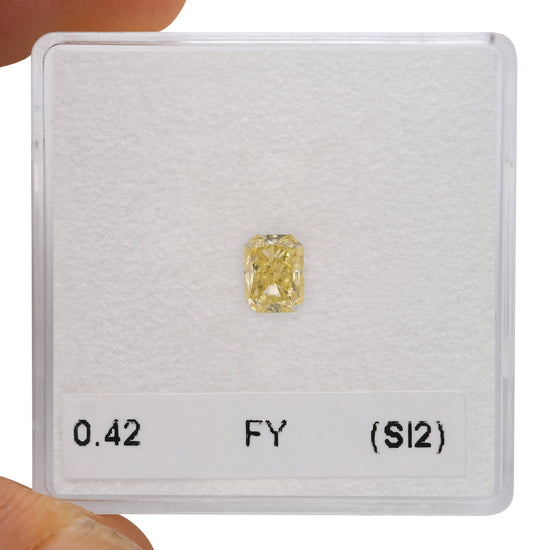 0.42 Carat Fancy Yellow Radiant Diamond (SI2)