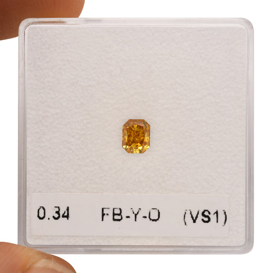 0.34 Carat Fancy Brownish Yellowish Orange Radiant Diamond (VS1)