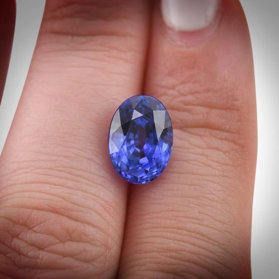 5.01 Carat Blue SRI LANKAN Oval Sapphire CD