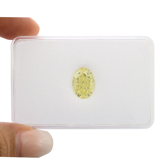 5.02 Karat Phantasiegelber Oval-Diamant VS1 GIA