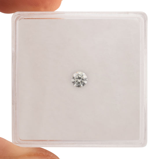 0.13 Carat Faint Green Round Brilliant Diamond (VS1) GIA