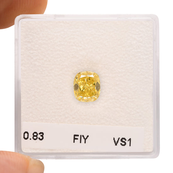 Diamante cuscino giallo intenso fantasia da 0,83 carati VS1 GIA