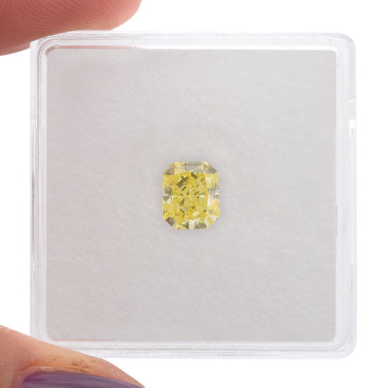 0.90 Carat Fancy Yellow Radiant Diamond VS1 GIA