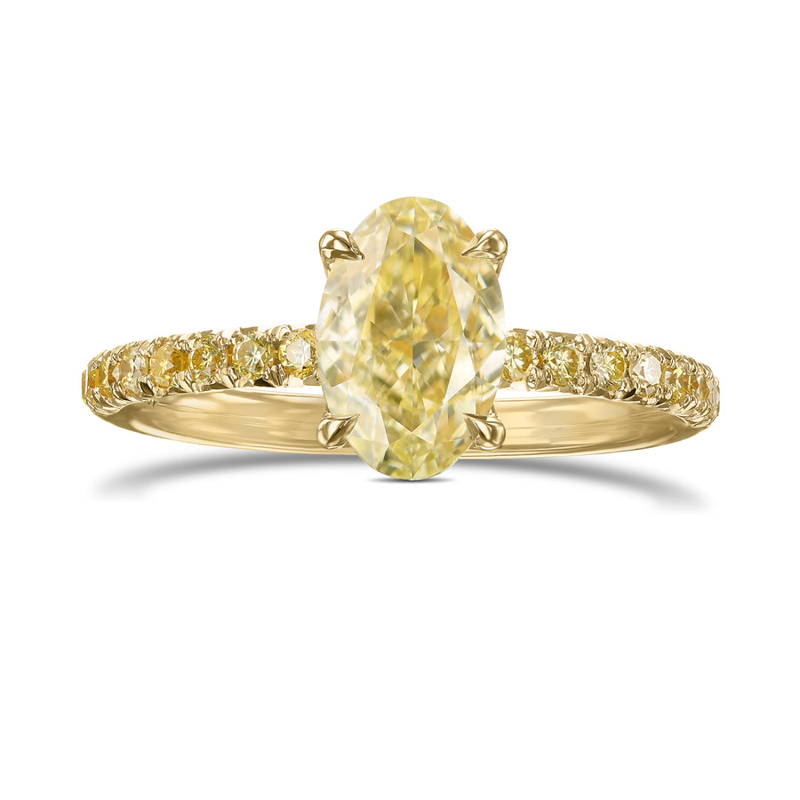 Anello con diamanti ovali laterali giallo chiaro