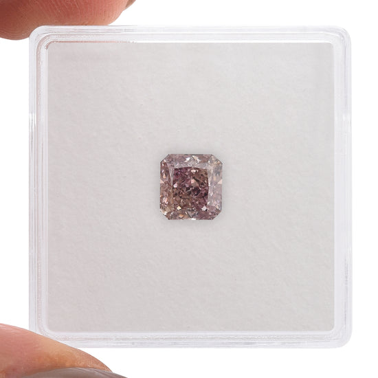 1.05 carati di diamante Radiant Fancy Brownish Pink VS2 GIA