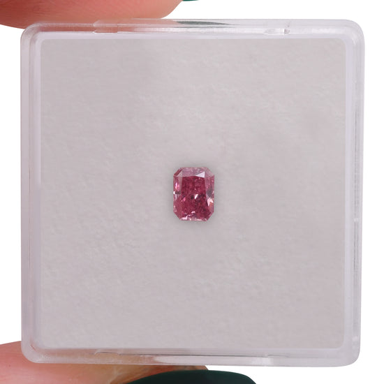 0.27 Carat Fancy Vivid Purplish Pink Radiant Argyle Diamond I2 GIA