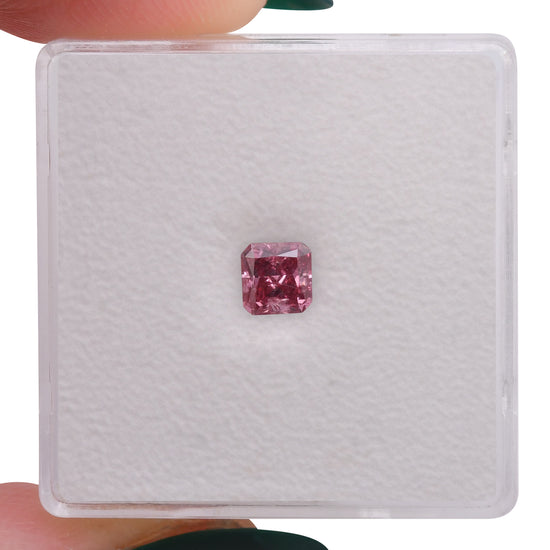 0.39 Carat Fancy Vivid Purplish Pink Radiant Argyle Diamond I2 GIA