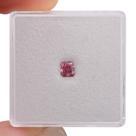 0.20 Carat Fancy Vivid Purplish Pink Radiant Diamond (SI1) GIA