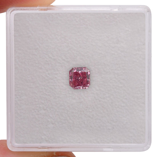 0.33 Carat Fancy Vivid Purplish Pink Radiant Argyle Diamond SI1 GIA