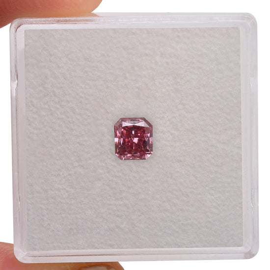 0.47 Carat Fancy Vivid Pink Radiant Argyle Diamond SI1 GIA and Argyle